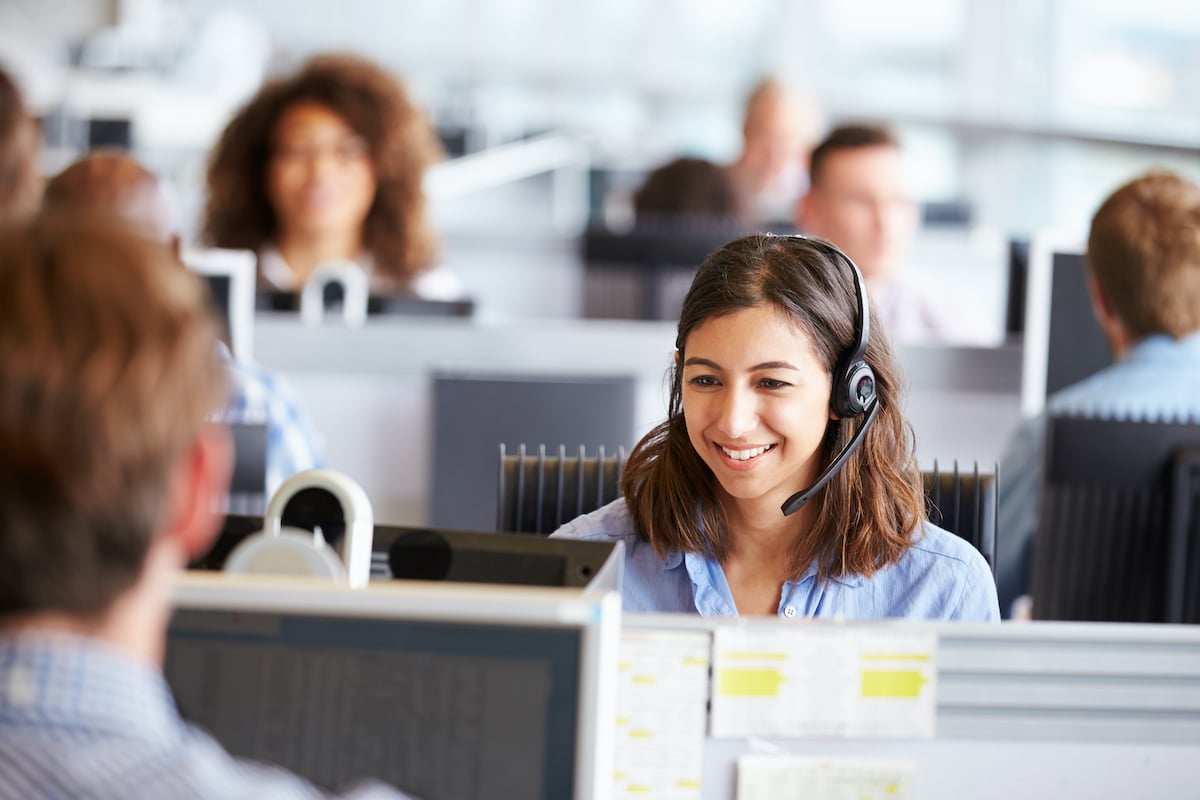 How to onboard seasonal call center agents faster